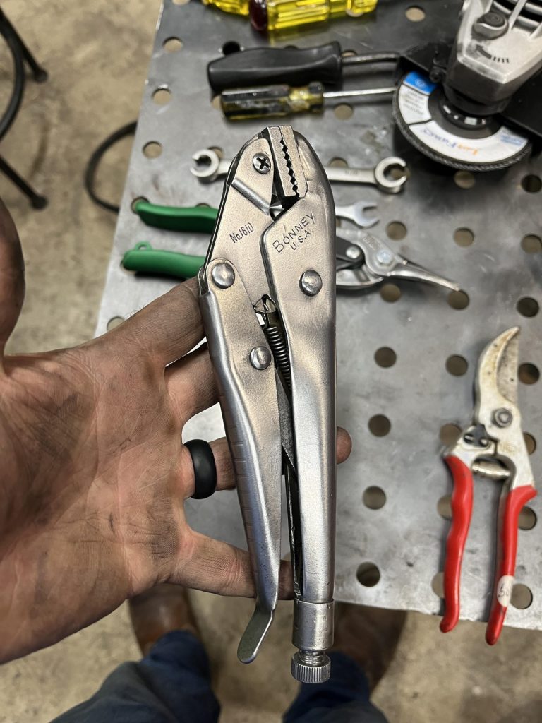 Bonney 1610 pliers